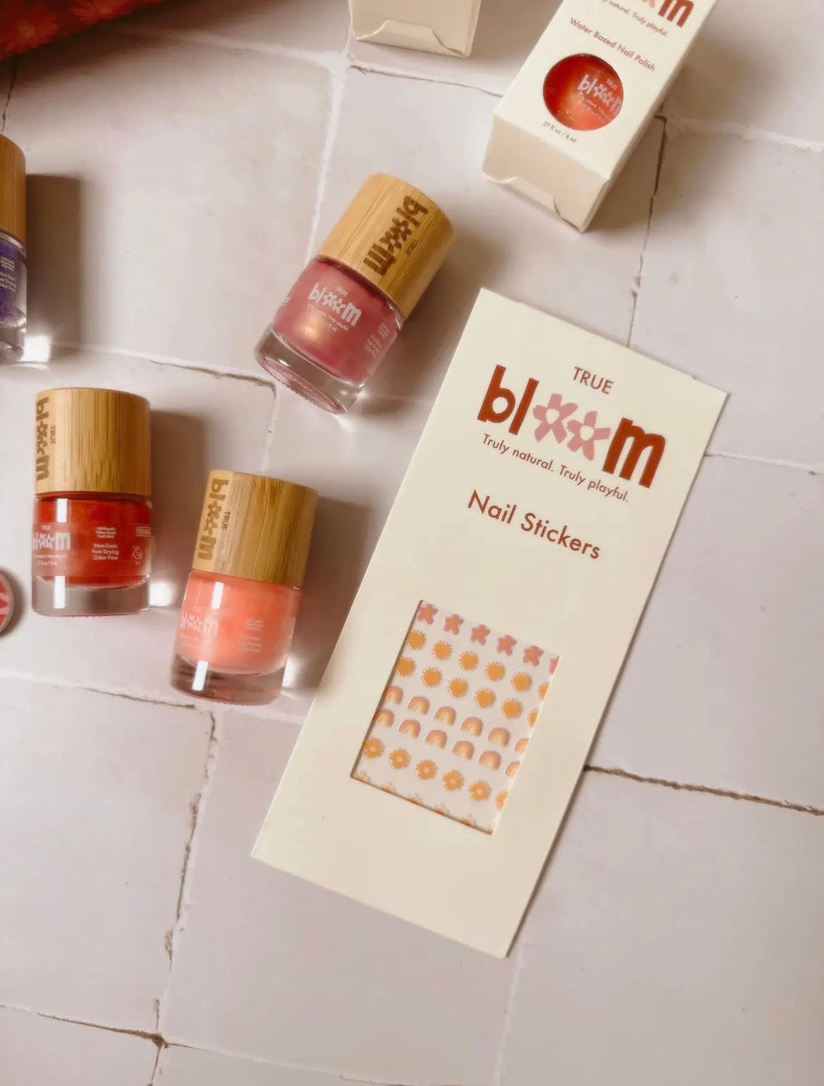 Bloom Nail Kit