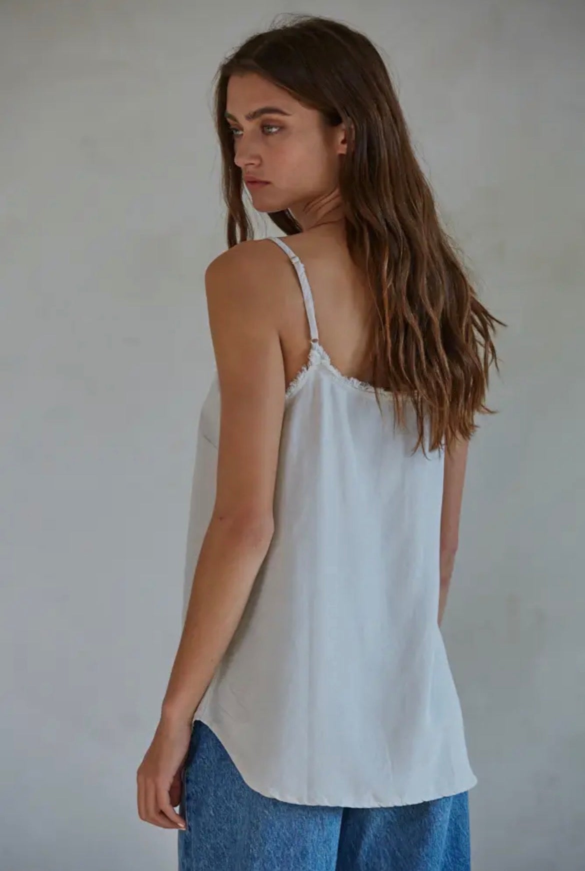 Woven Tencel Linen V-Neck
Spaghetti Strap Top
