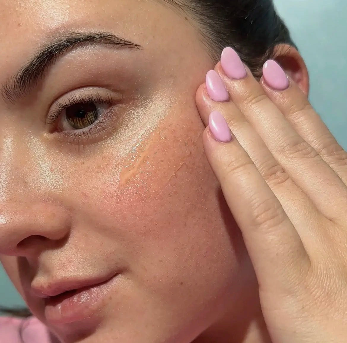 Bask | Spf 40 Daily Invisible Gel
Face Sunscreen