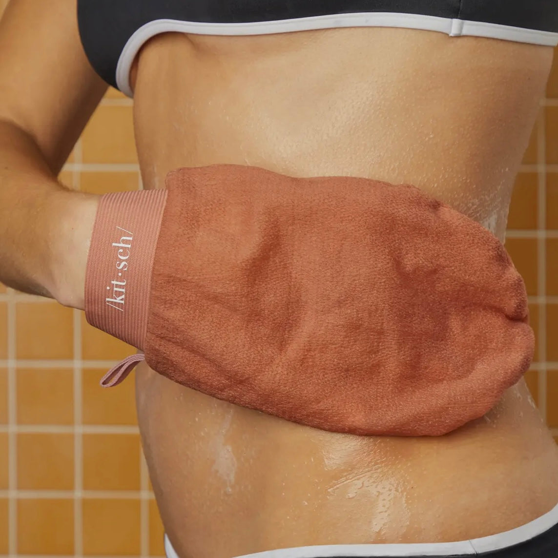 KITSCH | Exfoliating Gloves 2pc Set - Black & Terracotta