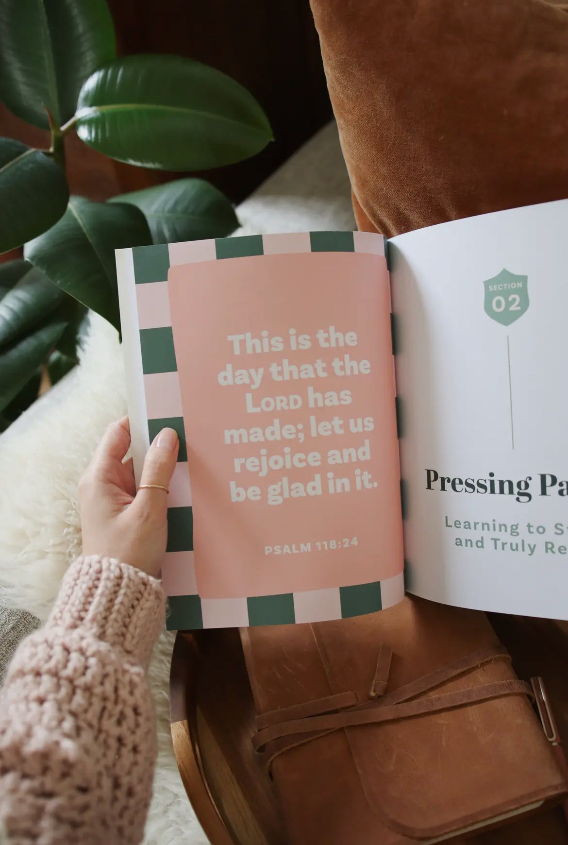 Rest | A 30-Day Family Devotional On God'S Gift of Sabbath