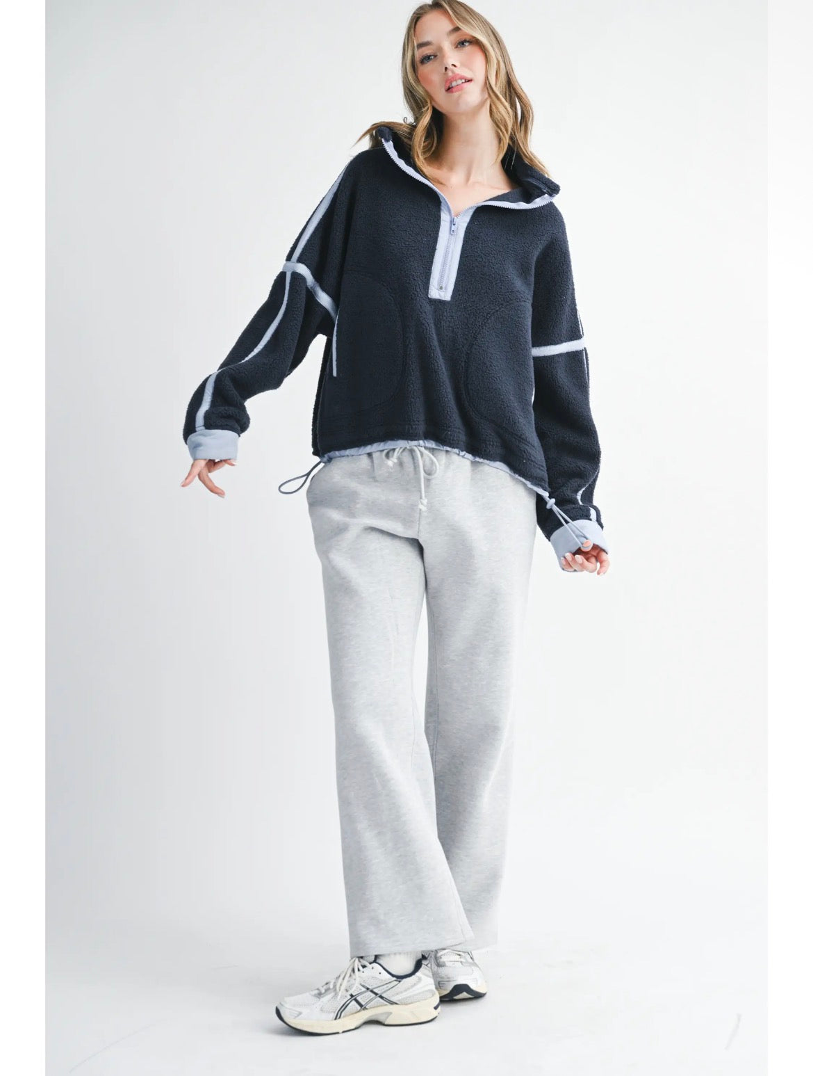 Relaxed Fit
Drawstring Sweatpants | Heather Gray