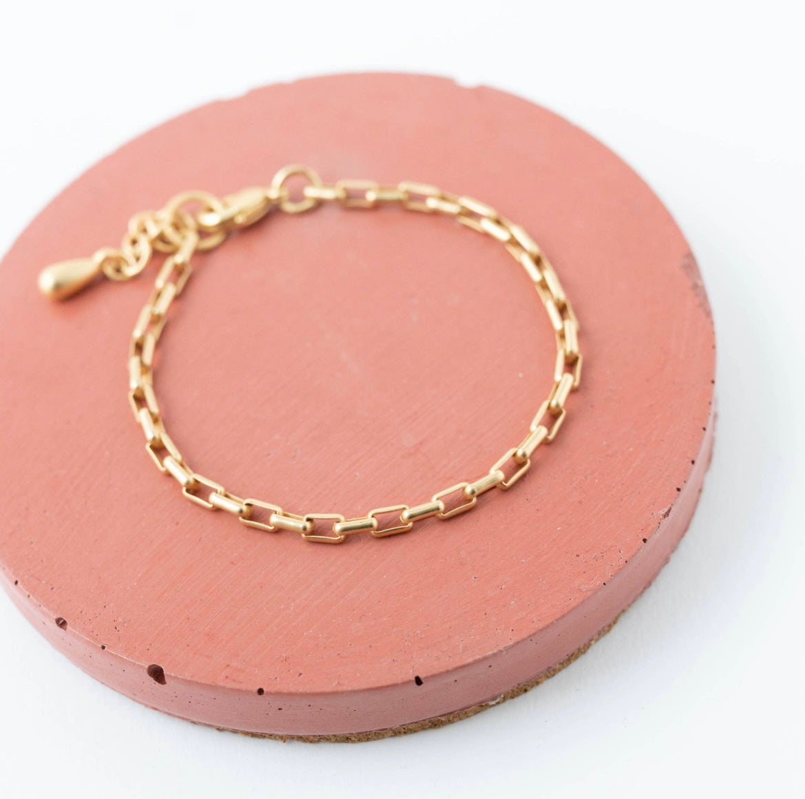 Matte Gold Paperclip Chain Bracelet