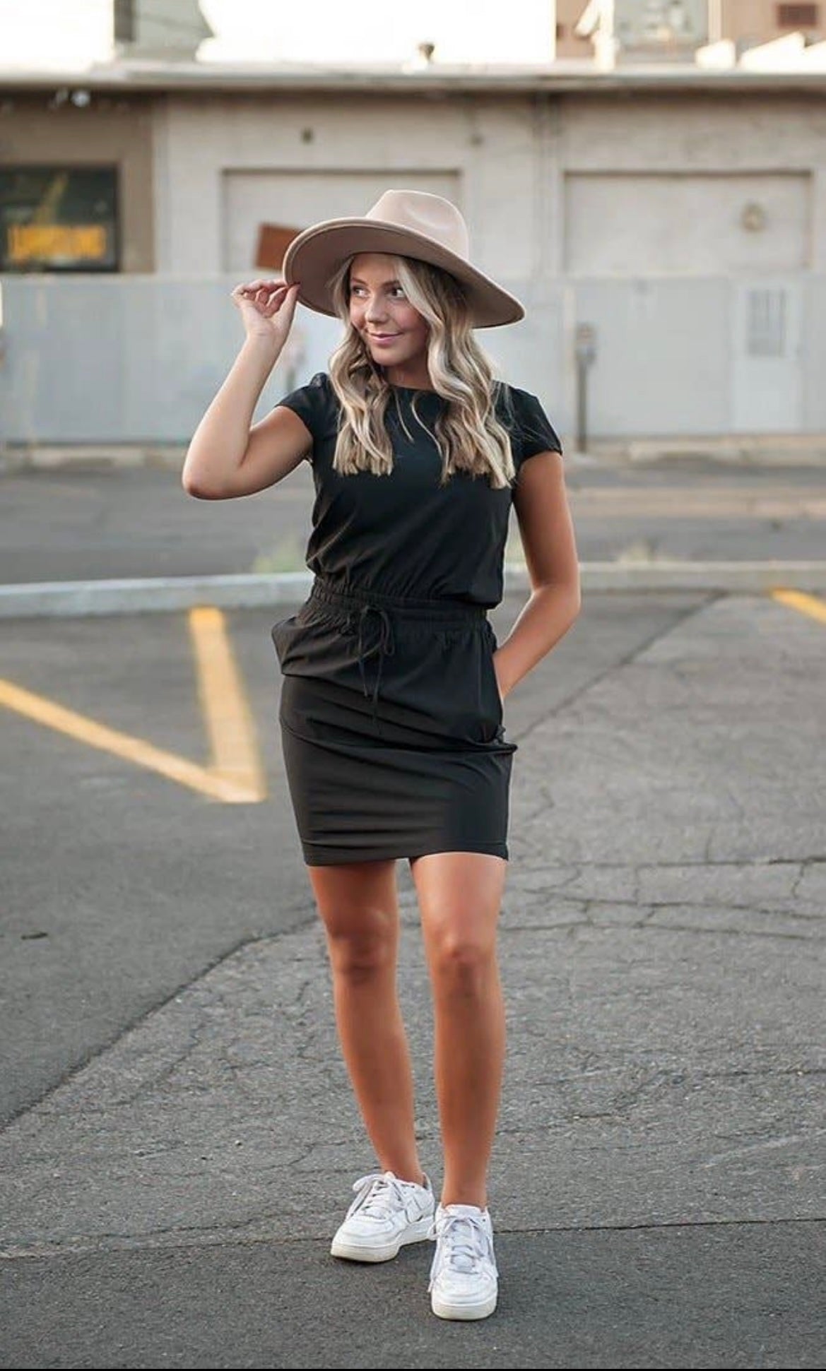 Downtown Lightweight Dress in Black